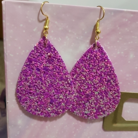 hand made Jewelry - Pink glitter faux leather earrings.